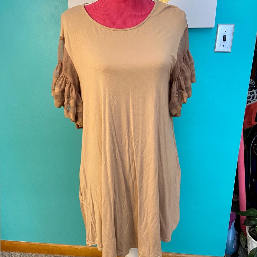 TAN TSHIRT DRESS 🥂